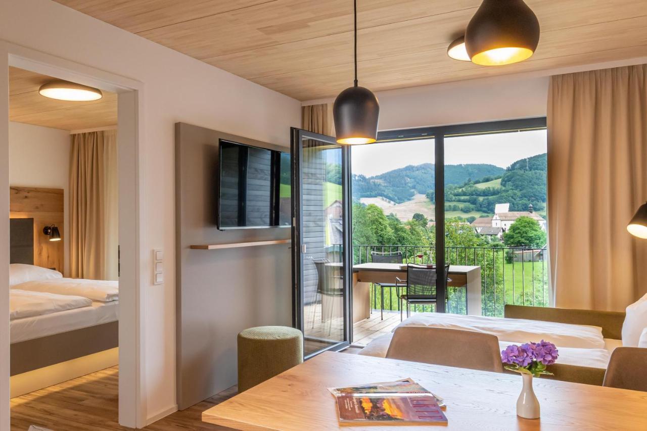 Goldener Adler Oberried - Hotel & Appartements Екстериор снимка