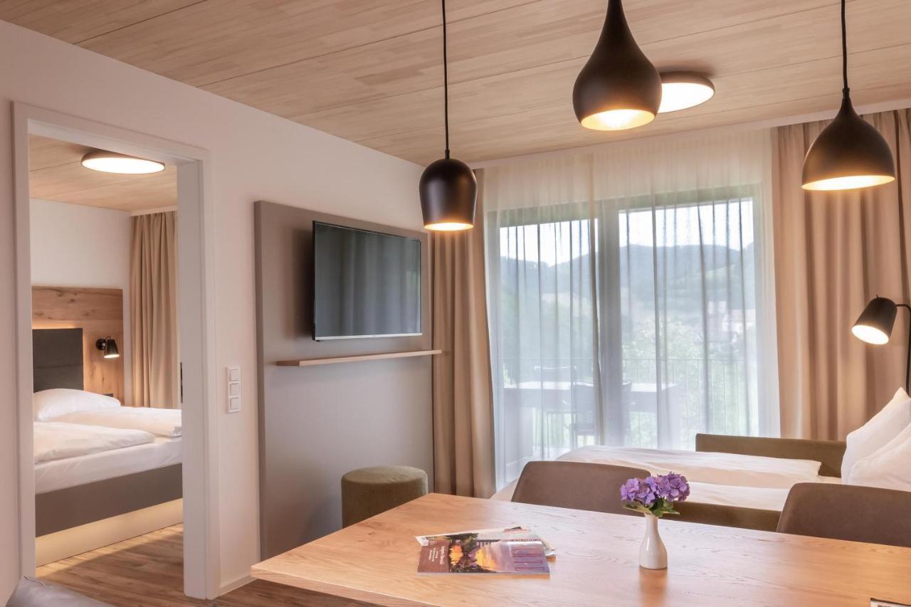 Goldener Adler Oberried - Hotel & Appartements Екстериор снимка