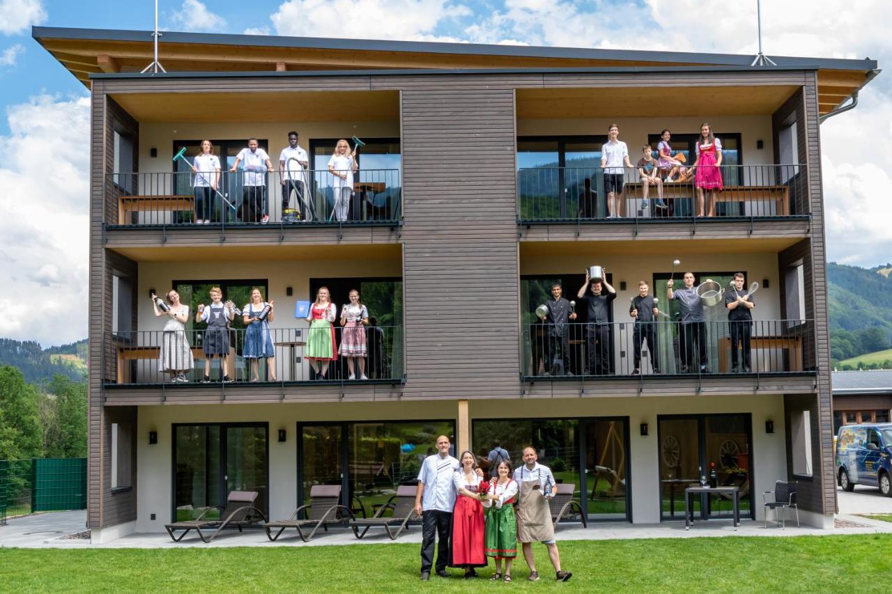 Goldener Adler Oberried - Hotel & Appartements Екстериор снимка