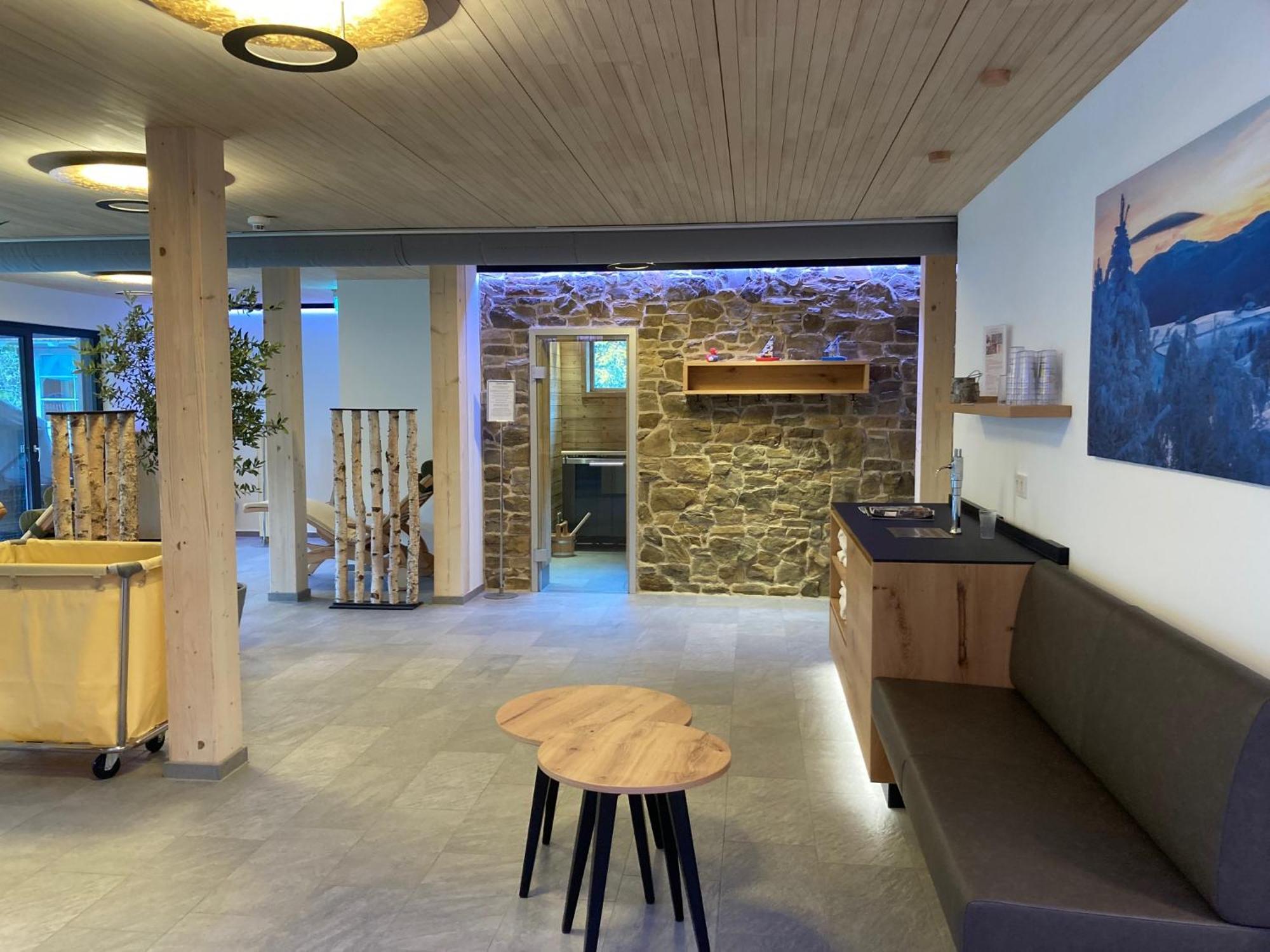 Goldener Adler Oberried - Hotel & Appartements Екстериор снимка