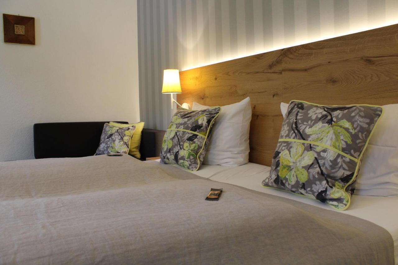 Goldener Adler Oberried - Hotel & Appartements Екстериор снимка