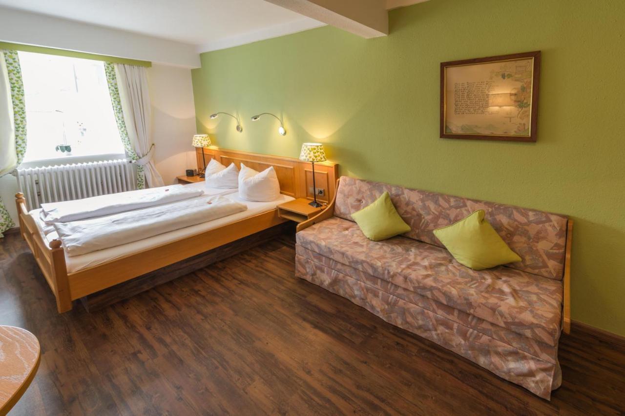 Goldener Adler Oberried - Hotel & Appartements Екстериор снимка